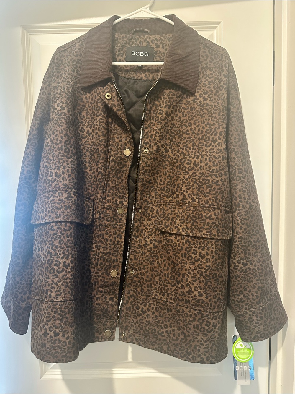 NWT BCBG Brown Leopard-Print corduroy-collar barn jacket